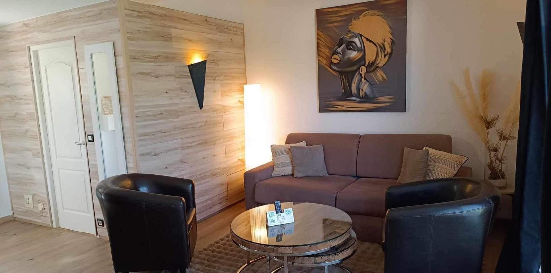 Logis Hotel & Spa Dejeunez Sous L'Arbre ルセ エクステリア 写真